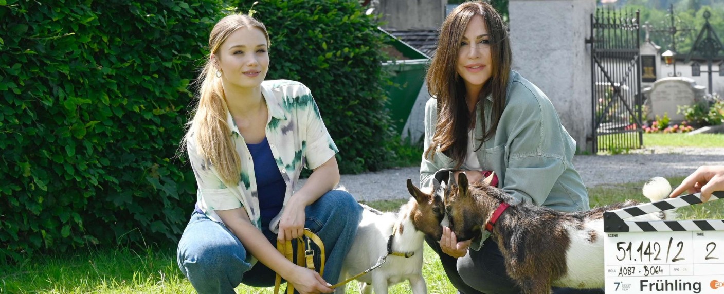 „Frühling“: An diesem Tag startet die neue Staffel der ZDF-Erfolgsreihe – Neue Folgen des Quotenerfolgs mit Simone Thomalla und Julia Beautx in Sicht – Bild: ZDF/​Barbara Bauriedl