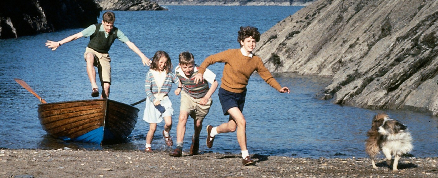 „Fünf Freunde“: 1990er-Jahre-Serie wird nach langer Zeit wiederholt – Verfilmung des Kinderbuchklassikers von Enid Blyton – Bild: ZDF/​Simon Mein