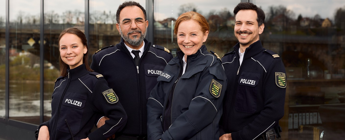 „WaPo Elbe“: Drehstart für die dritte Staffel der ARD-Vorabendserie – Neue Folgen für das Team um Carina Wiese – Bild: ARD/​Rudolf Wernicke