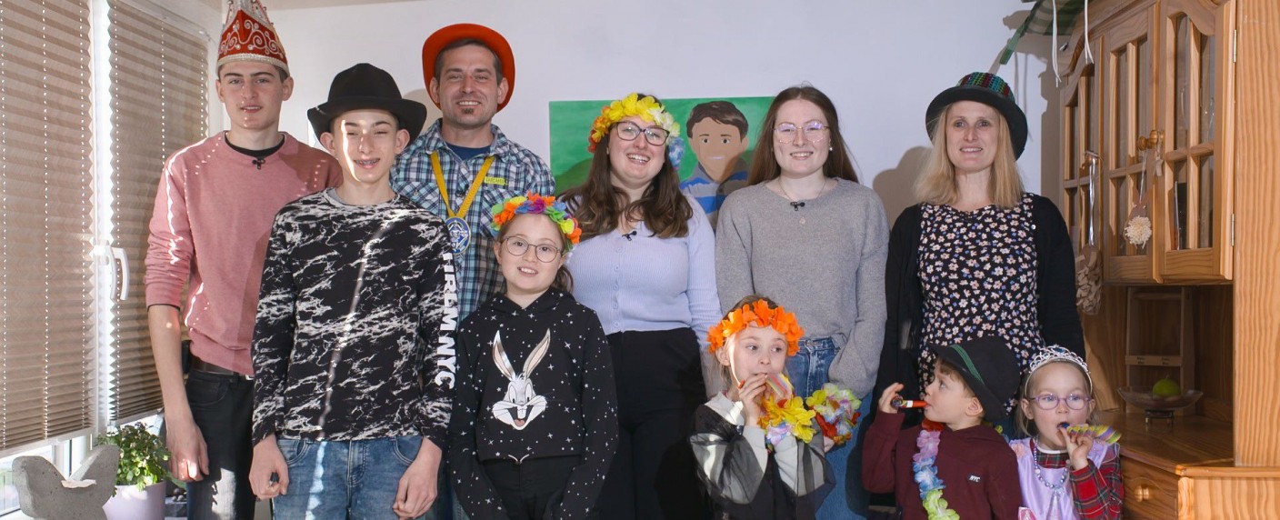 „Full House – Familie XXL“: VOX schickt neue Nachmittags-Doku-Soap auf Sendung – „Einmal Camping, immer Camping“ startet in neue Staffel – Bild: RTL/​filmpool