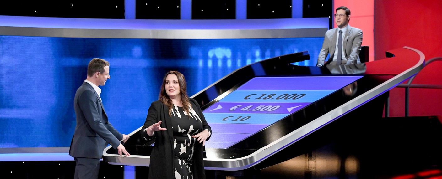 Quoten: „Gefragt – Gejagt“ holt Bestwert, „Schlag den Star“ stürzt auf Allzeit-Tief – „Big Bounce“ macht bei RTL keine hohen Sprünge mehr – Bild: NDR/​Uwe Ernst
