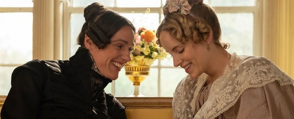 „Gentleman Jack“: Anne Lister (Suranne Jones) will von Ann Walker (Sophie Rundle) mehr als nur Geld – Bild: BBC One