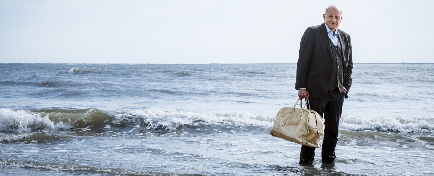 Quoten: „Wilsberg“ holt Rekord und schlägt „Wer weiß denn sowas? XXL“ deutlich – ProSieben-„Promi-Darts-WM“ hinter Vorjahr, „DSDS“ siegt in der Zielgruppe – Bild: ZDF/​Thomas Kost