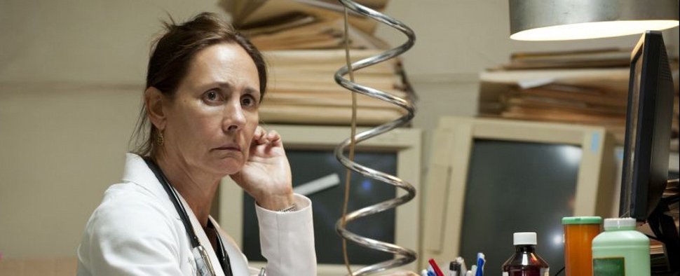 Laurie Metcalf in der aktuellen HBO-Comedy „Getting On“ – Bild: HBO