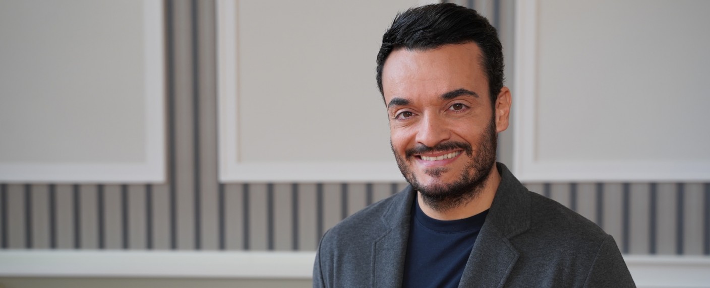 „Heimliche Helden“: Neues Zarrella-Format startet im Windschatten vom „ZDF-Fernsehgarten“ – Menschen stellen sich Herausforderungen für ihre Liebsten – Bild: ZDF/​Thomas Pechlof