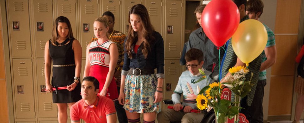 „Glee“: Die Schüler der McKinley High trauern um Finn – Bild: FOX