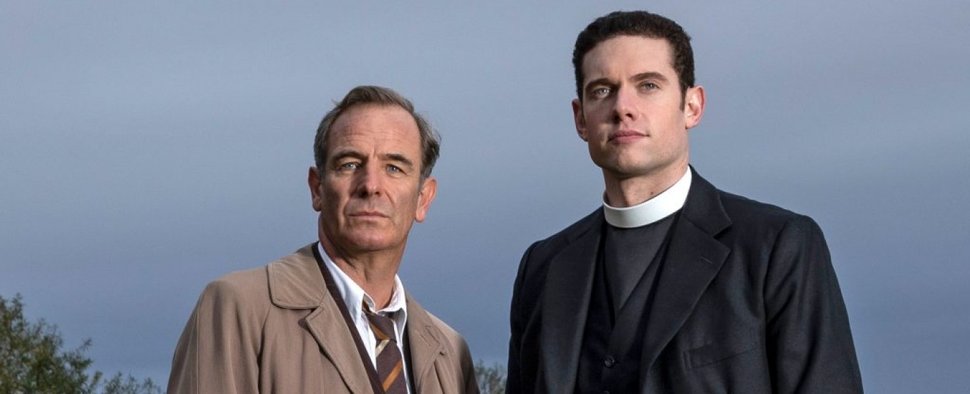 Ermitteln bald wieder in „Grantchester“: DI Keating (Robson Green, l.) und Reverend Davenport (Tom Brittney, r.) – Bild: ITV