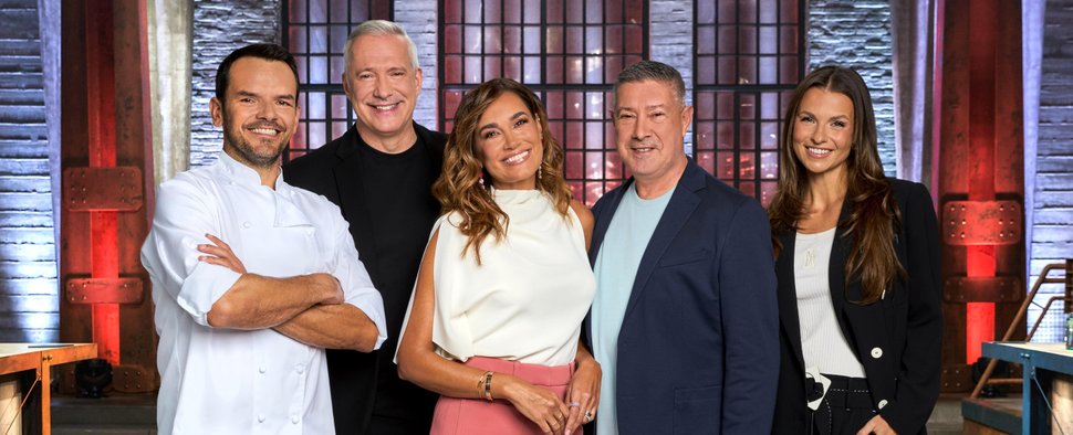 (v. l.) Steffen Henssler, Alexander Herrmann, Jana Ina Zarrella, Joachim Llambi und Laura Wontorra – Bild: RTL/Jörn Strojny