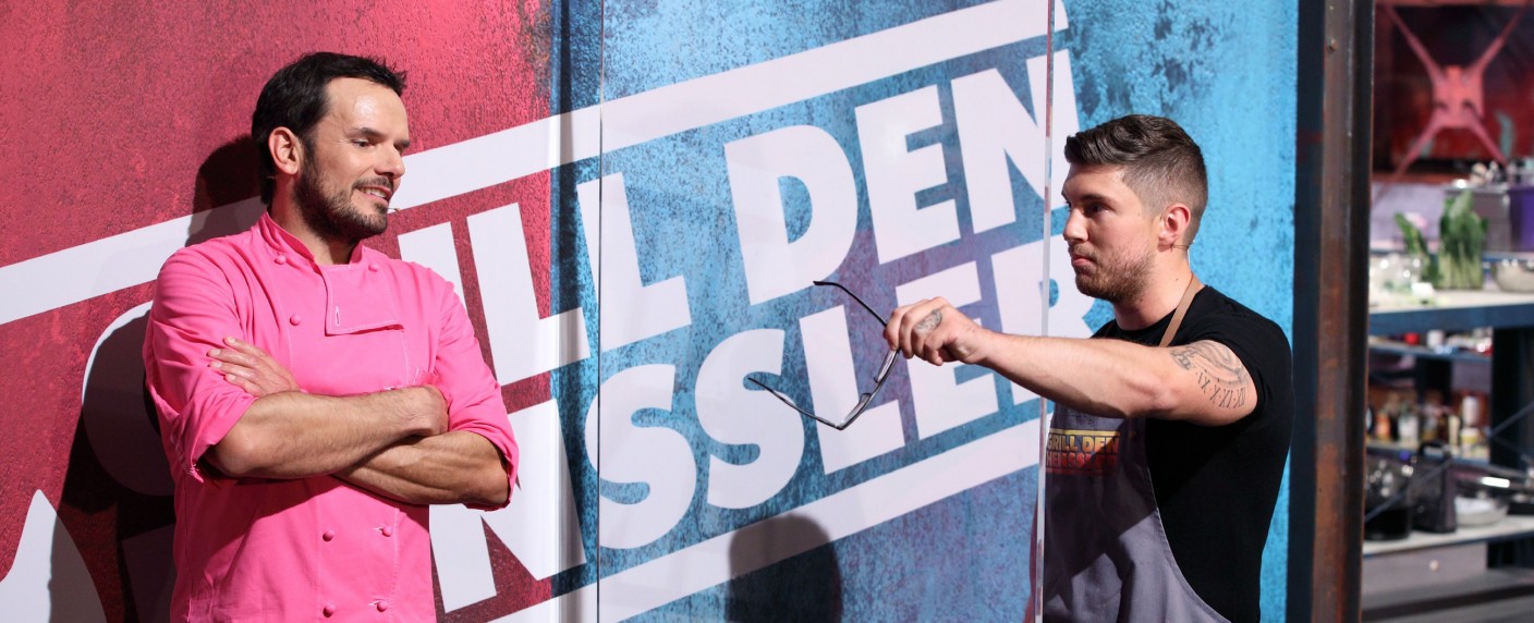 Quoten: „Grill den Henssler“-Comeback floppt völlig, „Sommerhaus“ mit Staffeltief – „Tagesschau“ schlägt „Tatort“, durchwachsene Rückkehr für „Ella Schön“ – Bild: TVNOW/​Frank W. Hempel