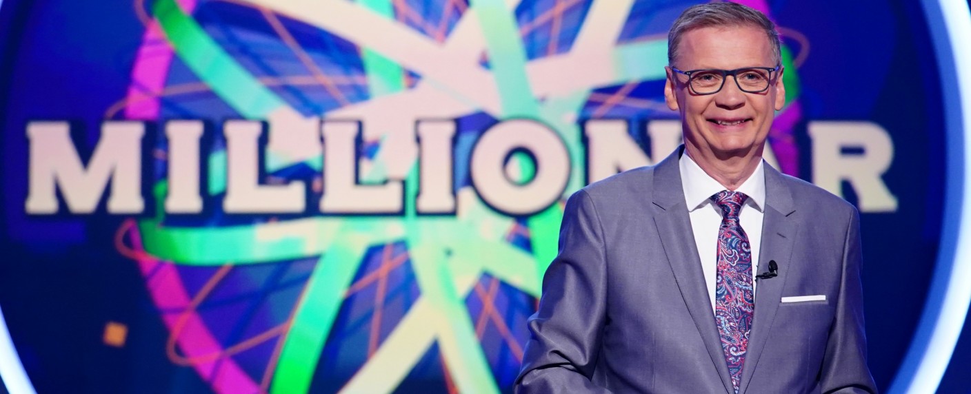 „Wer wird Millionär?“ meldet sich im Sommer zurück – Neue Folgen des Quiz-Dauerbrenners mit Günther Jauch – Bild: TVNOW/​Stefan Gregorowius
