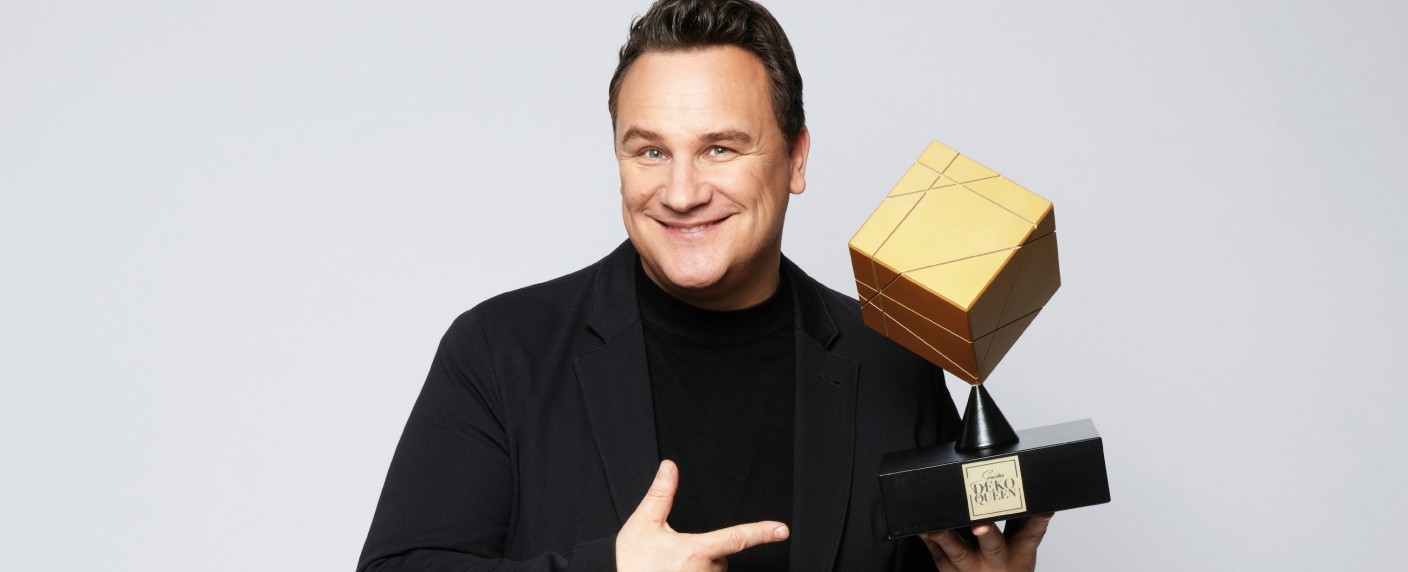 „Guidos Deko Queen“: Neue Sendung mit Guido Maria Kretschmer – „Shopping Queen“-Moderator wird zum Deko-Experten – Bild: VOX/​Enver Hirsch
