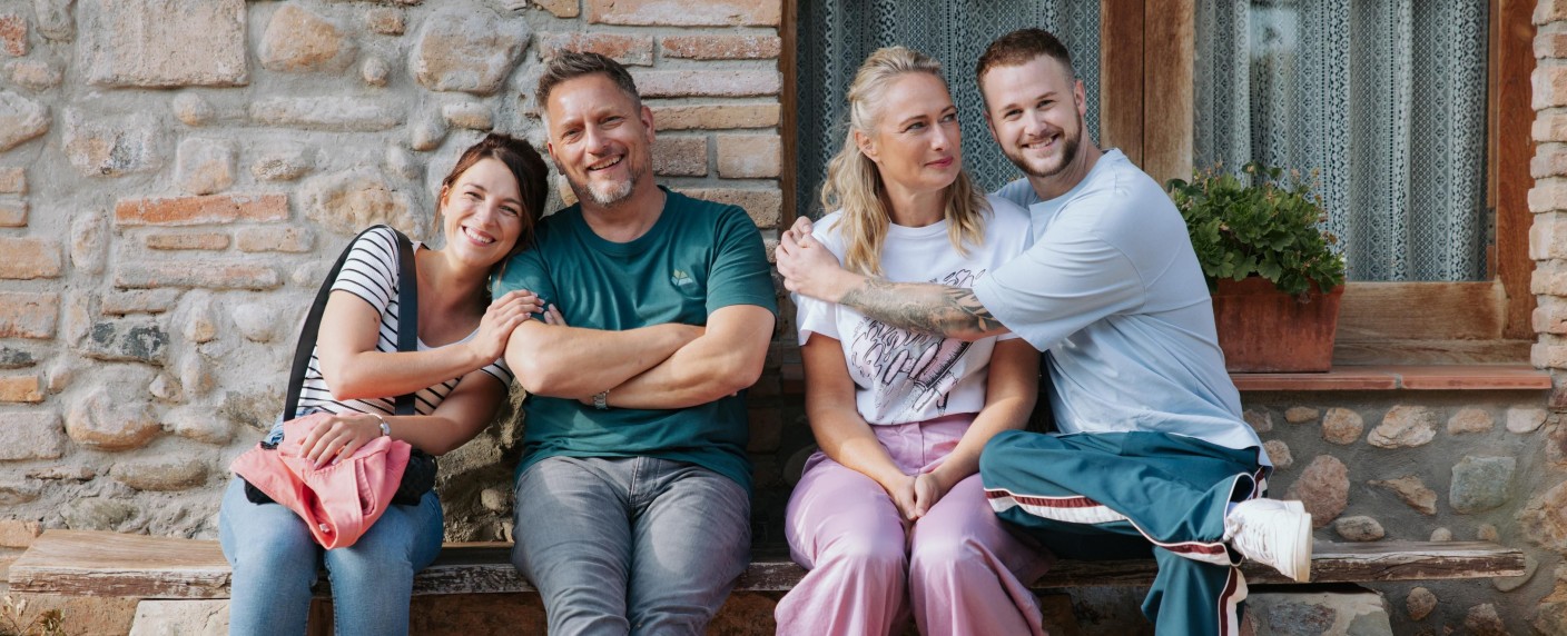 „GZSZ“-Special in Spielfilmlänge: Termin und Details zur Handlung verkündet – Dramatische Reise der Seefelds nach Spanien – Bild: RTL/​Anna Riedel