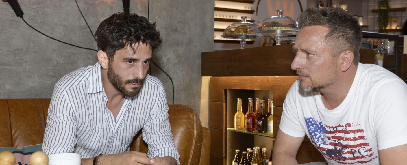 „GZSZ“ mit Themenschwerpunkt über Glücksspielsucht – RTL-Soap möchte Hilfe für Betroffene und Angehörige bieten – Bild: RTL Television/​Rolf Baumgartner