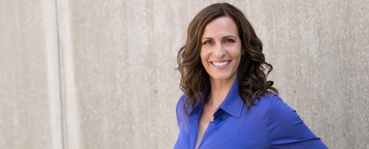 „GZSZ“: Ulrike Frank verlängert Vertrag bei RTL-Serie – Katrin-Flemming-Darstellerin ist schon über 20 Jahre dabei – Bild: RTL/​Benjamin Kampehl