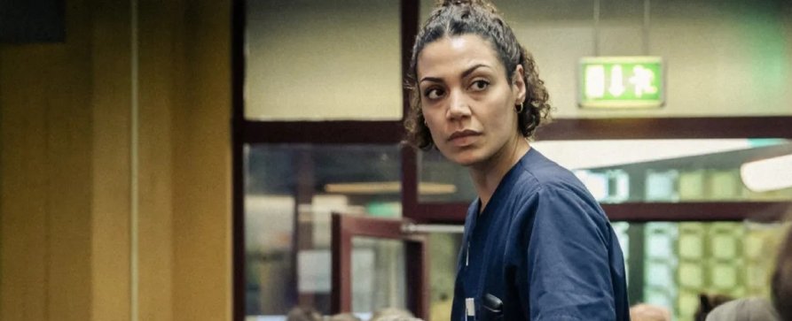 [UPDATE] „KRANK Berlin“ mit „Liebes Kind“-Star Haley Louise Jones: Trailer und Starttermin – Gerettete Sky-Krankenhausserie feiert Premiere auf Apple TV+ – Bild: Beta Film/​Stephan Rabold