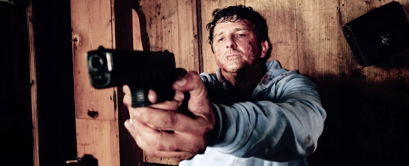 „Bergdoktor“ Hans Sigl in ZDF-Thriller: „Flucht durchs Höllental“ im September – Entführte Tochter führt zum Kampf ums Überleben – Bild: ZDF/​Bernd Schuller