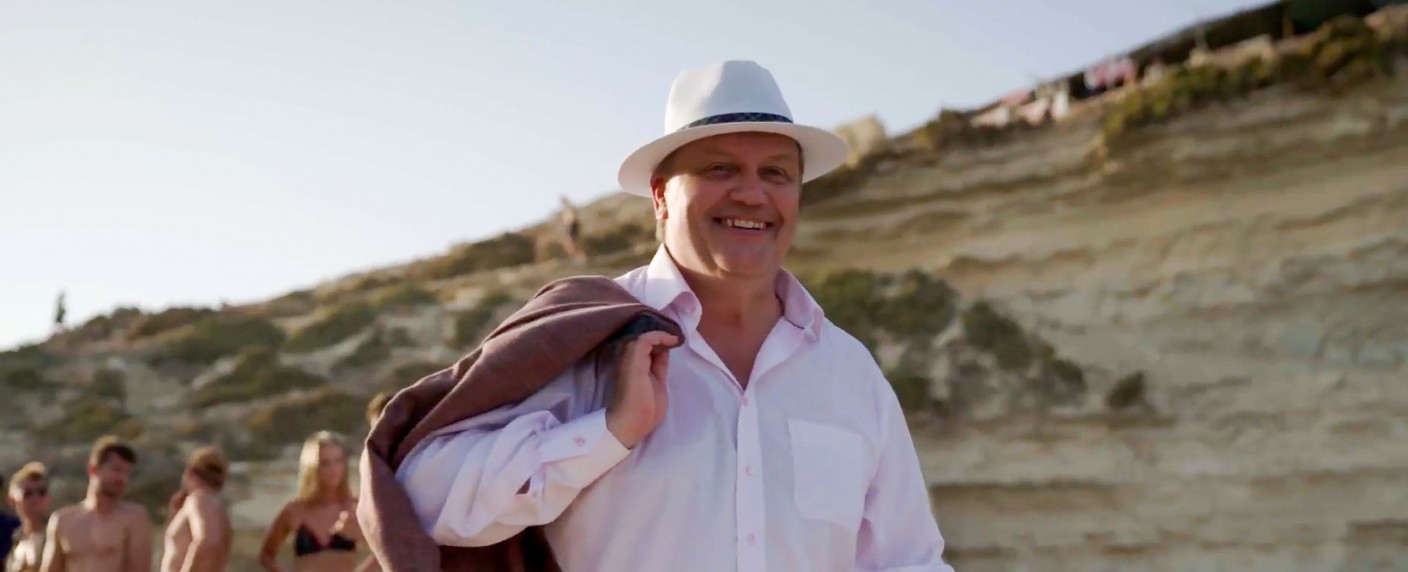 Quoten: Ordentliches Comeback von Hape Kerkeling, „The Voice of Germany“ wieder einstellig – Murot-„Tatort“ in allen Altersgruppen vorn, knappes Spielfilmduell zwischen RTL und ProSieben – Bild: RTL