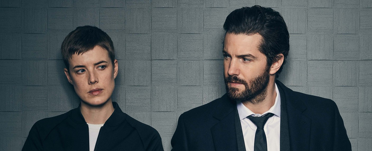 „Hard Sun“: BBC/​ZDF-Koproduktion startet Anfang 2018 [Update: Trailer] – Apokalyptischer Krimi von „Luther“-Schöpfer Neil Cross – Bild: ZDF/​Robert Viglasky