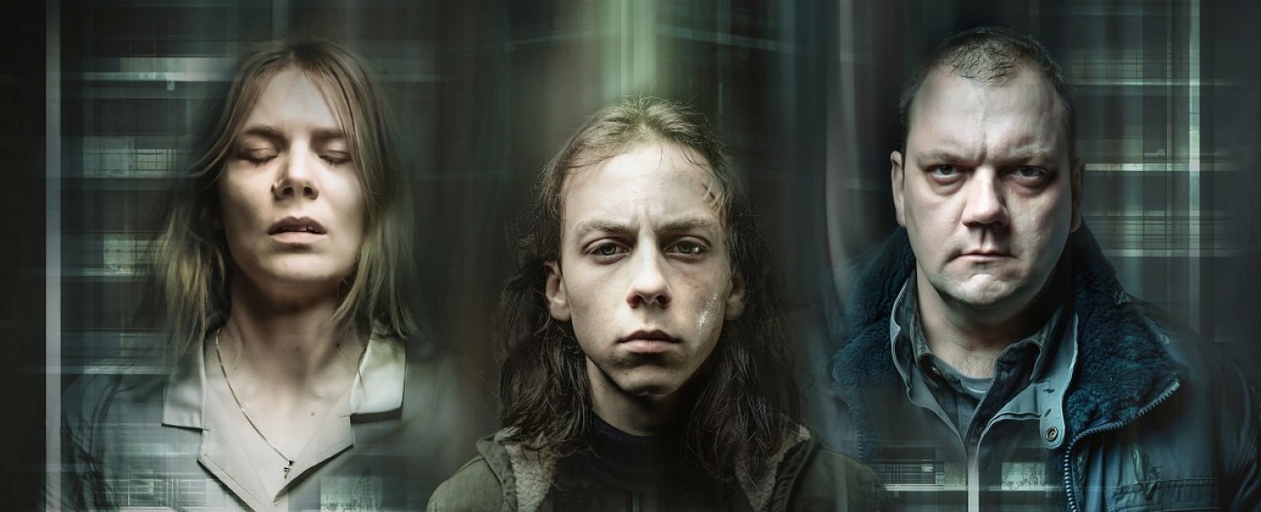 Neue Horror-Serie „Hausen“: Das Monster im Plattenbau – Review – Skys Eigenproduktion im Gruselgenre krankt an Horrordialogen – Bild: Sky Deutschland/​Lago Film GmbH/​Sammy Hart