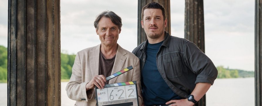 „GZSZ“-Star wird für neuen RTL-Krimi zum Profiler – Drehstart für „Haveltod – Ein Potsdam-Krimi“ – Bild: RTL/​Stephan Rabold