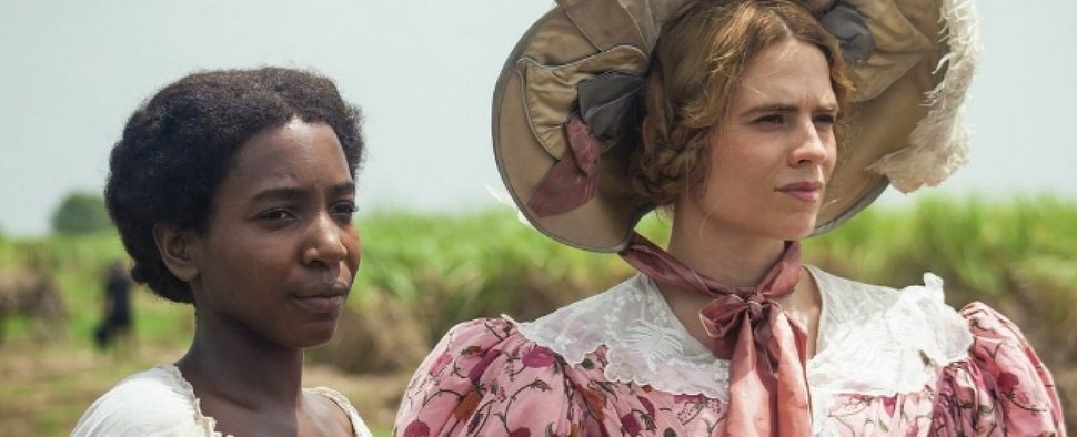 Tamara Lawrance (l.) und Hayley Atwell (r.) in „The Long Song“ – Bild: BBC