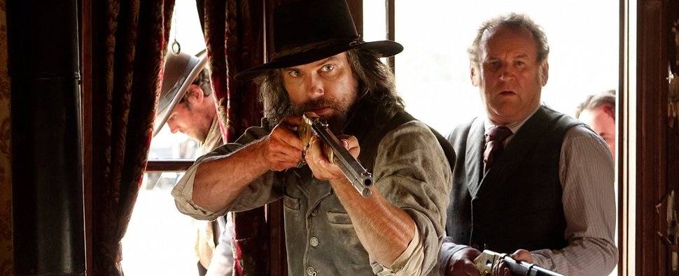 „Hell on Wheels“: Anson Mount (M.) und Colm Meaney – Bild: eOne Television with Endemol USA for AMC