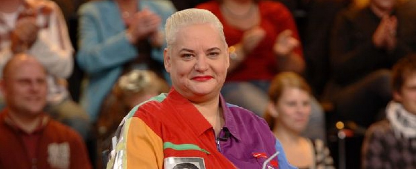 „Genial daneben“: Hella von Sinnen ist dabei, Hoëcker nicht – Neuauflage mit alten und neuen Gesichtern – Bild: Sat.1