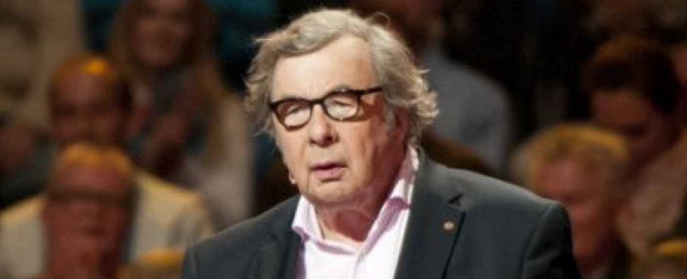 Literaturkritiker Hellmuth Karasek im Alter von 81 Jahren gestorben – Er prägte zusammen mit Reich-Ranicki „Das Literarische Quartett“ – Bild: ZDF/​Max Kohr