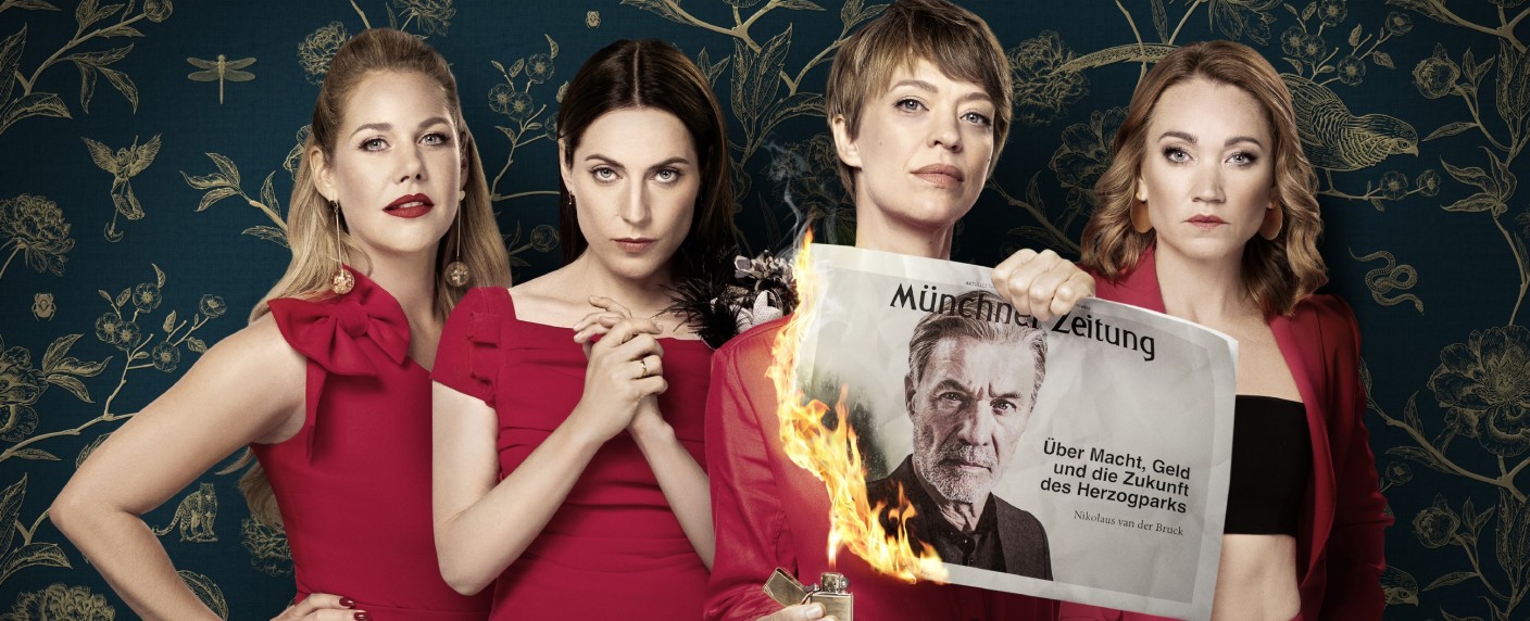 „Herzogpark“: Free-TV-Premiere der prominent besetzten Miniserie wenige Wochen nach Start bei RTL+ – Schräge Gesellschaftskomödie mit Heike Makatsch und Heiner Lauterbach – Bild: RTL