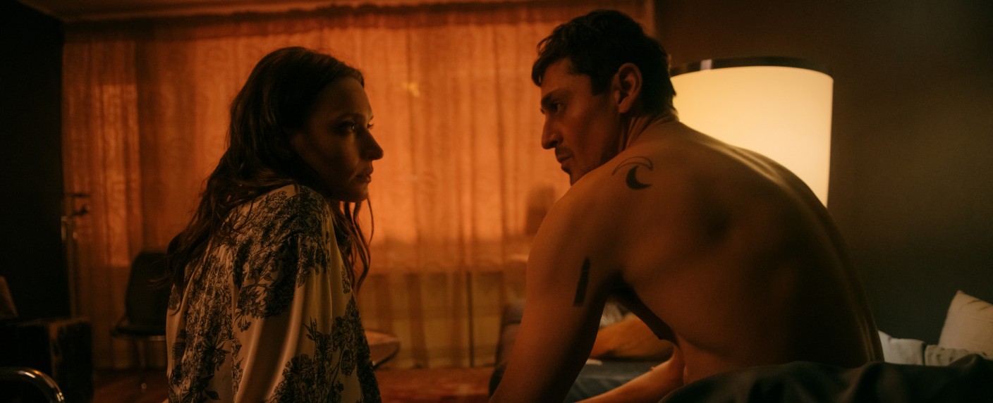 „Hidden Agenda“: Staffel 2 des schwedischen Crime-Thrillers feiert Premiere – Prominenterer Sendeplatz für ZDFneo-Serie – Bild: ZDF/​Frida Edlund