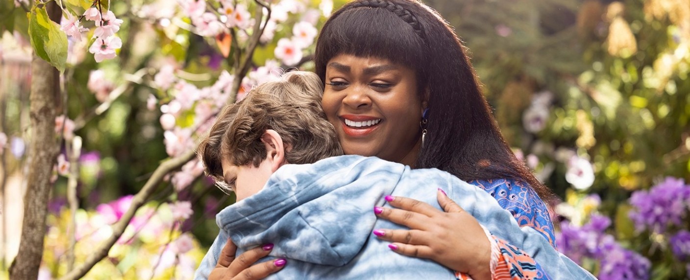 „Ein Engel auf Erden“: Trailer zur amerikanischen Neuauflage – Spielfilmreihe mit  Jill Scott und Barry Watson startet im November – Bild: Lifetime