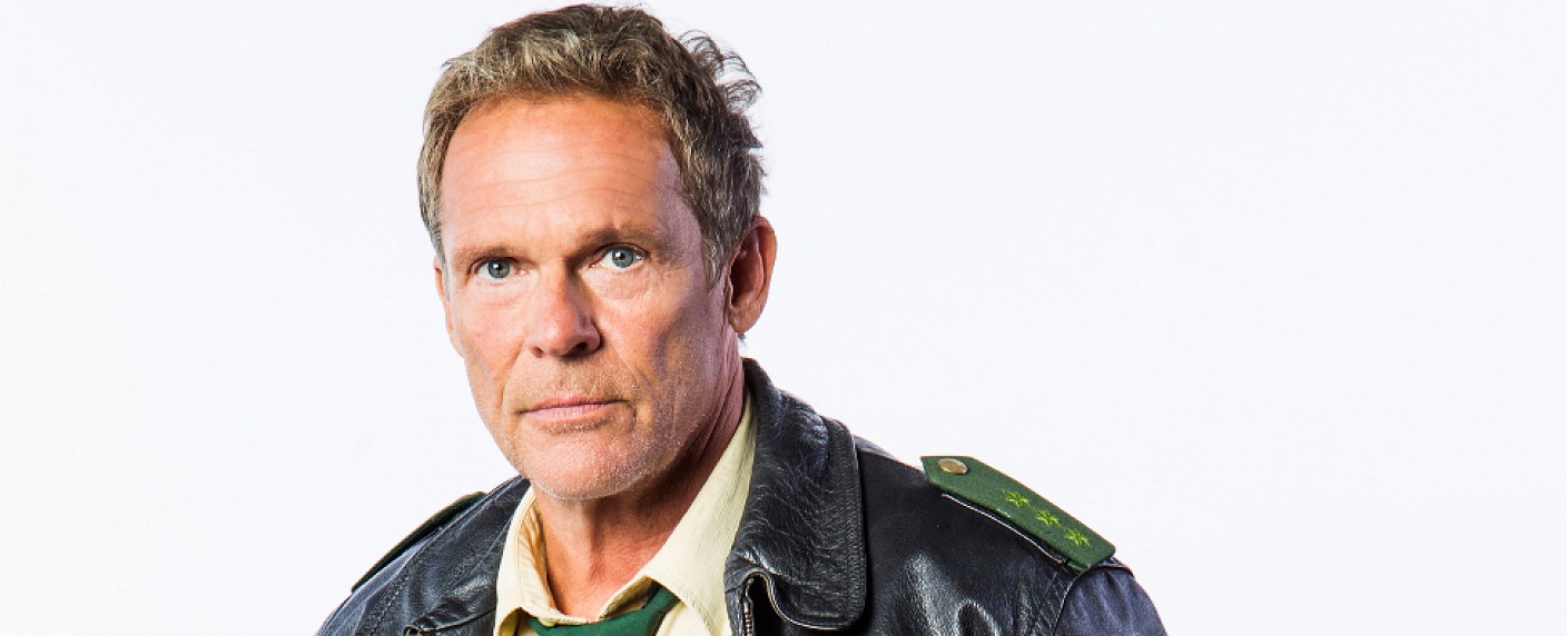 „Hubert ohne Staller“: Fortsetzung ohne Helmfried von Lüttichau ab Januar – Katharina Müller-Elmau und Jeanne Goursaud neu im Cast – Bild: ARD/​TMG/​Chris Hirschhäuser