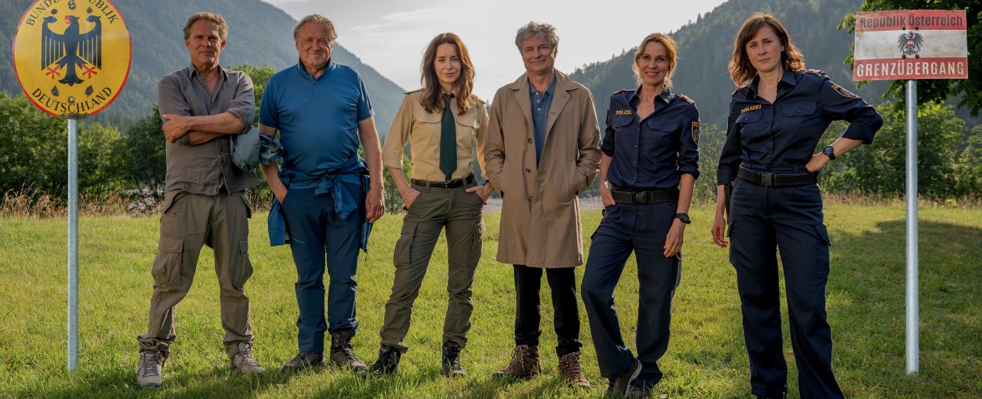 „Hubert ohne Staller“: Neues Primetime-Special in Spielfilmlänge im Feiertagsprogramm – Tramitz und Brandner ermitteln mit österreichischen Kolleginnen – Bild: ARD/​Thomas Neumeier