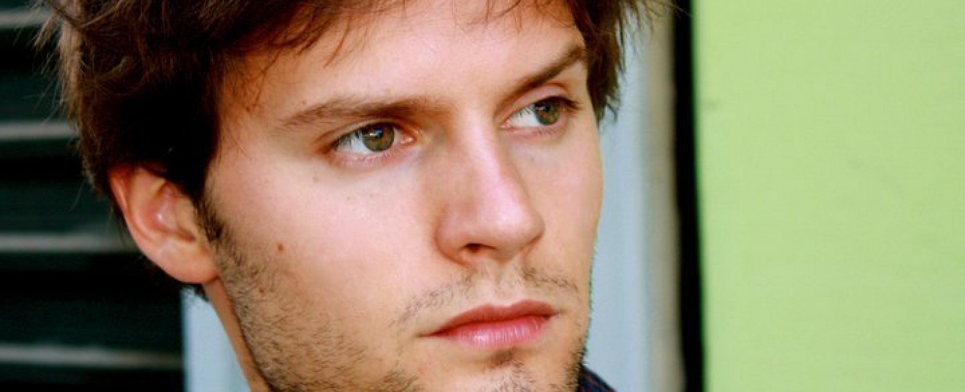 „Frankreich gegen den Rest der Welt“: arte kündigt neue Spionageserie an – Ein französischer Topagent in den 1960er Jahren – Bild: arte France