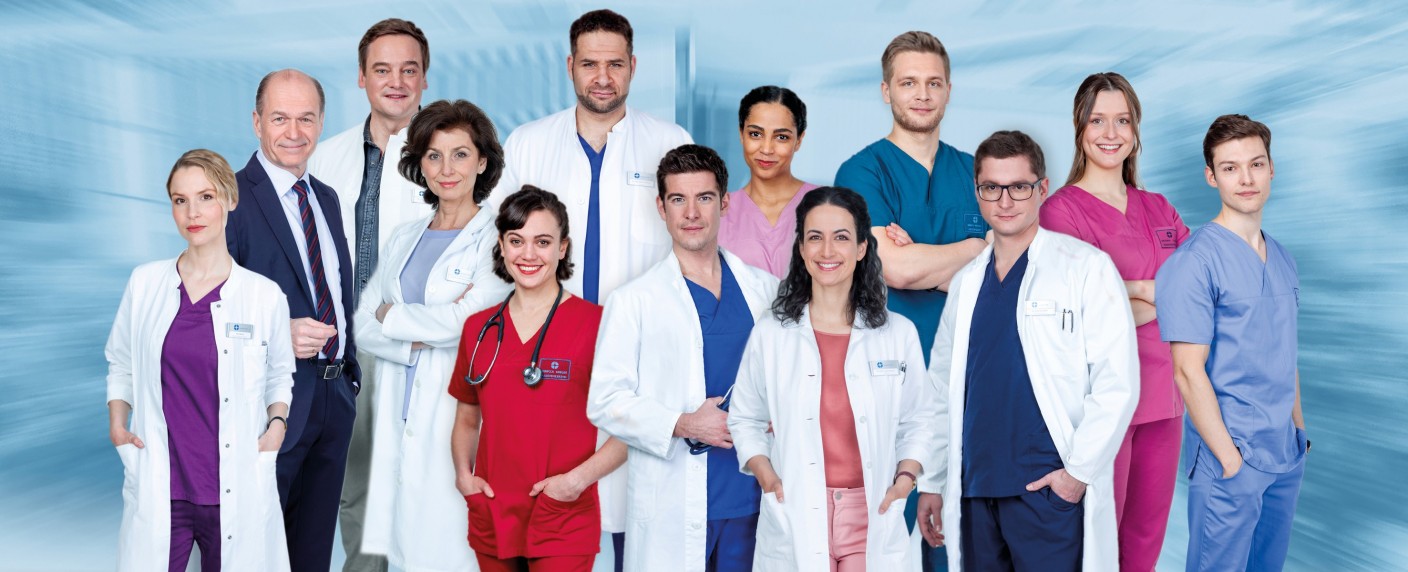 „In aller Freundschaft – Die jungen Ärzte“: Das passiert in den neuen Folgen – „IaF“-Vorabend-Ableger meldet sich mit frischen Episoden zurück – Bild: ARD Das Erste/​Tom Schulze