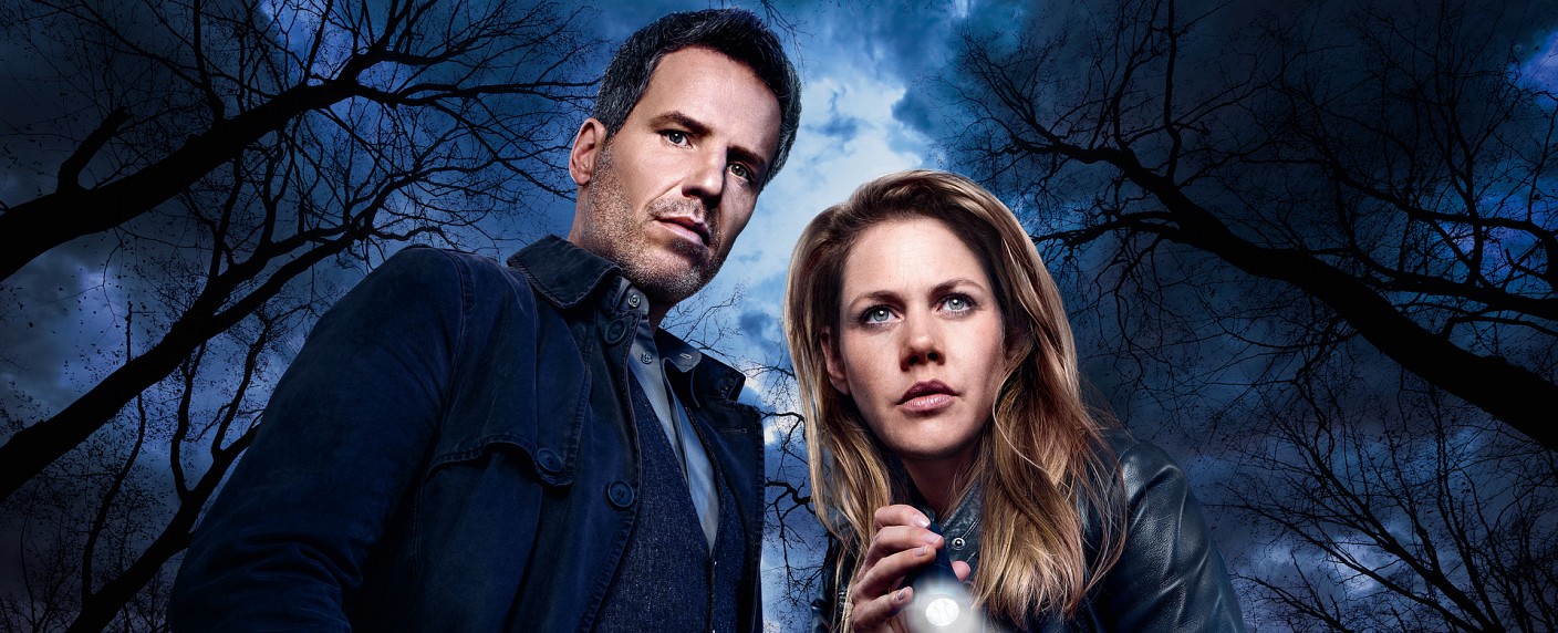 „Im Wald“: Neuer Taunuskrimi-Zweiteiler zu Jahresbeginn im ZDF – Oliver von Bodenstein wird von seiner Vergangenheit eingeholt – Bild: ZDF/​KNSK/​Getty Images/​Johanna Brinckman