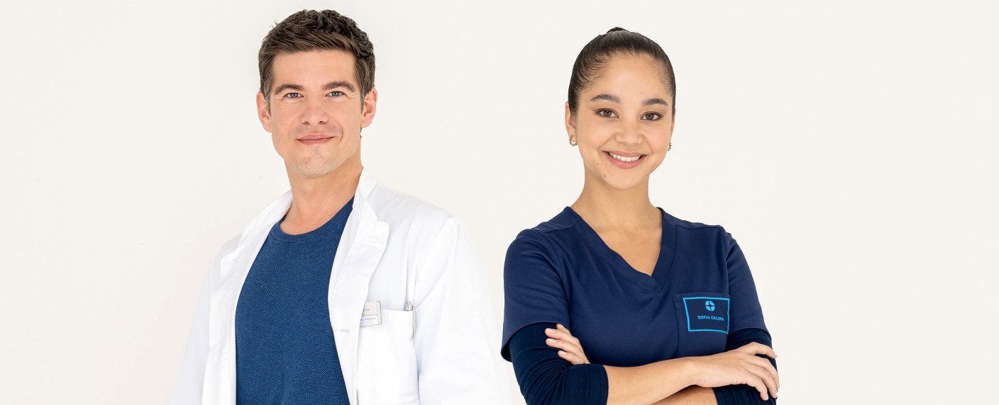 „In aller Freundschaft – Die jungen Ärzte“: Interview mit Philipp Danne und Olivia Papoli-Barawati – Vier neue Anfänger verstärken ab heute das Johannes-Thal-Klinikum – Bild: Das Erste/​Markus Nass