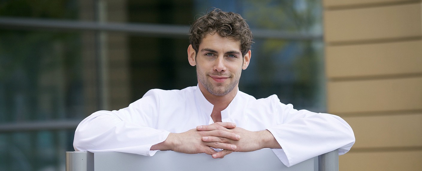 Drehstart für „In aller Freundschaft – Die jungen Ärzte“ – Neue ARD-Vorabendserie spielt in Erfurt – Bild: MDR/​Saxonia/​Wernicke