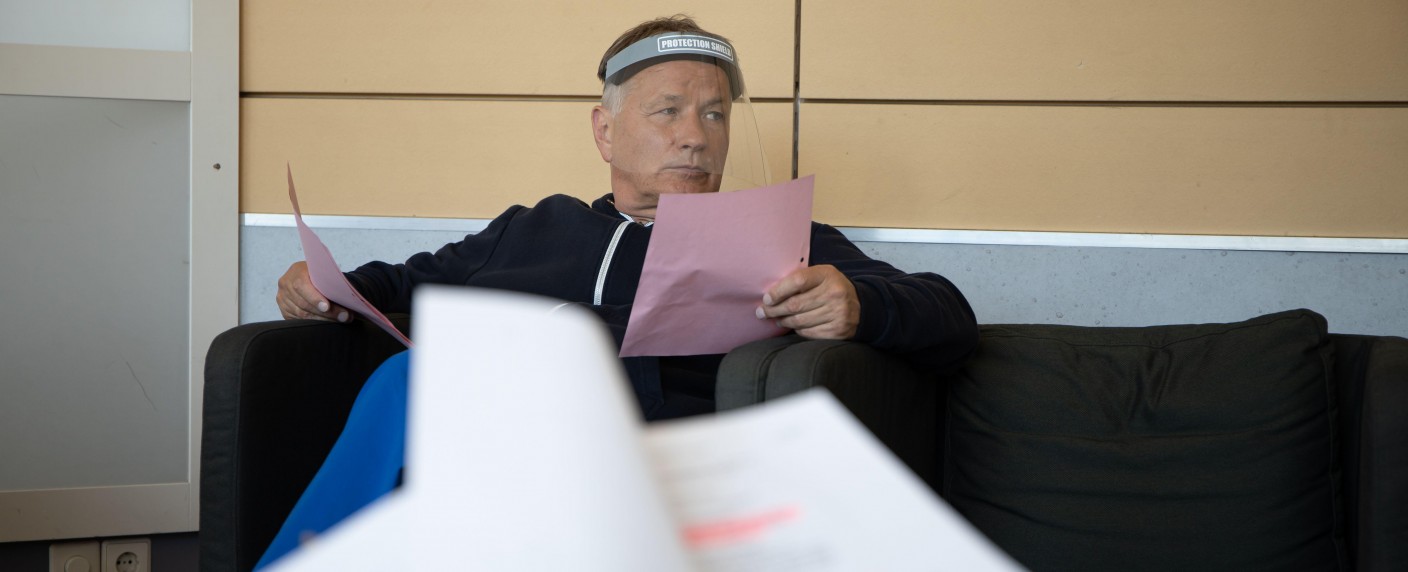 Corona-Pause vorbei: „In aller Freundschaft“ und „Die jungen Ärzte“ drehen wieder – Produktion der ARD-Serien wird unter strengen Sicherheits- und Hygieneregeln fortgesetzt – Bild: MDR/​Saxonia Media/​Rudolf Wernicke