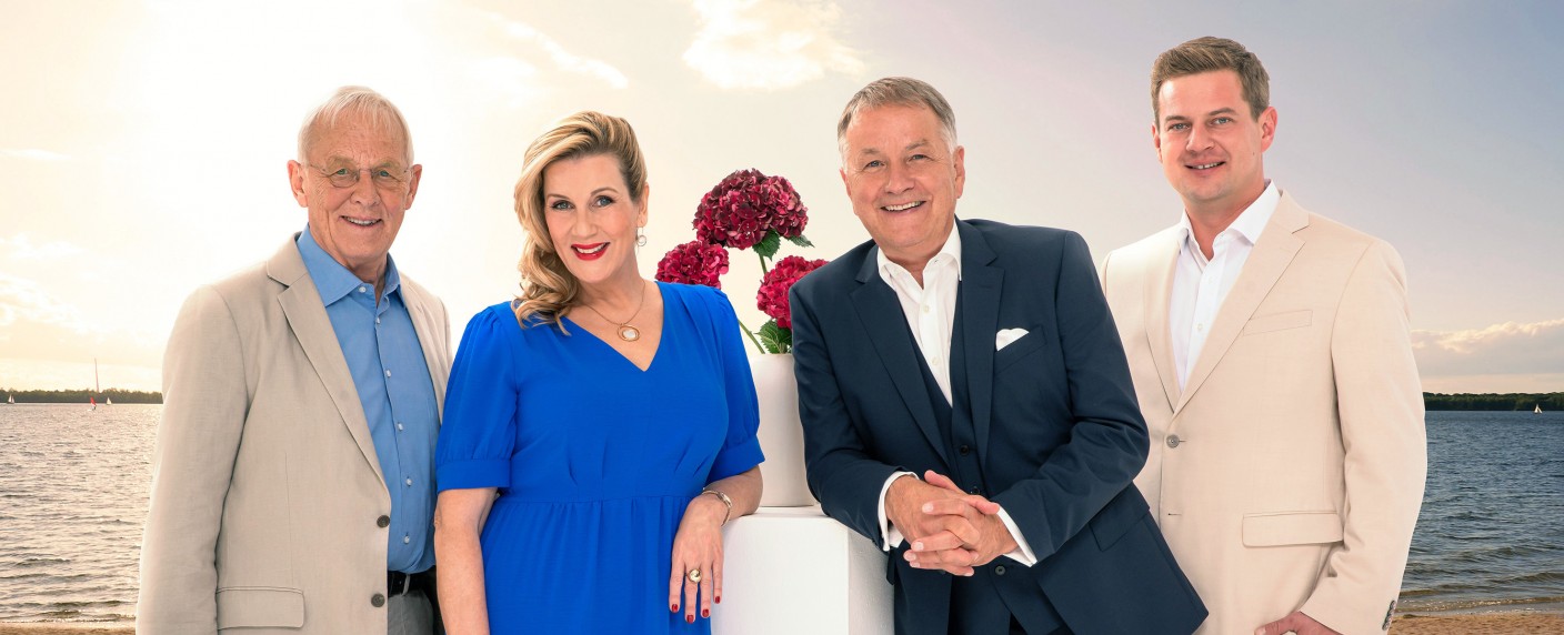 Quoten: „In aller Freundschaft“-Jubiläum glänzt, „Dünentod“ bei Älteren stark – „Die Hitwisser“ kehren mit Bestwert zurück, „Navy CIS“ und „Navy CIS: L.A.“ tun sich schwer – Bild: MDR/​Saxonia Media/​Markus Nass