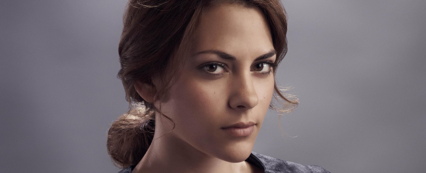 „My So Called Wife“: Bravo bestellt Dramedy um Heiratsschwindlerin – Inbar Lavi spielt gejagte Jägerin – Bild: FOX