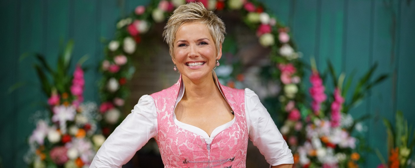 Quoten: „Bauer sucht Frau“ mit tollem Staffelauftakt, ZDF-Thriller holt Gesamtsieg – „Big Bang Theory“ auf ProSieben mit leichten Verlusten, „Die Geissens“ kehren solide zurück – Bild: MG RTL D /​ Stefan Gregorowius