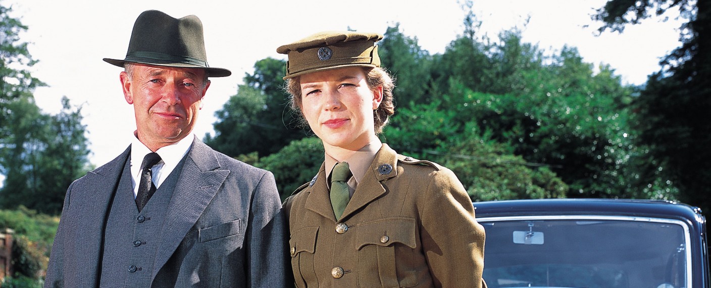 „Inspector Foyle“ | „Foyle’s War“: Deutschsprachige Premiere der ausgezeichneten britischen Retro-Krimiserie – Erfolgreiche Serie mit Michael Kitchen als Home-Media-Release erschienen – Bild: Acorn Media Group, Inc. 2007