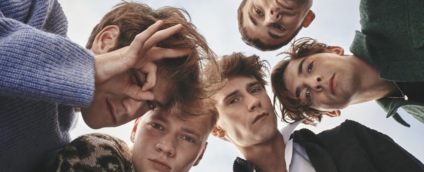 Macher von „Die Discounter“ und „Intimate.“ mit Deutschem Fernsehpreis überrascht – Förderpreis für Produktionsgesellschaft Kleine Brüder – Bild: Joyn/​ProSieben/​Christoph Köstlin