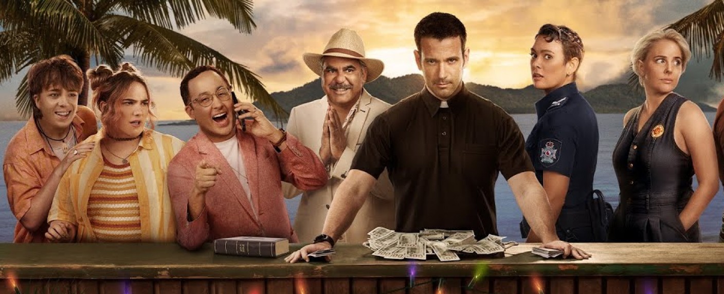 „Chicago Med“-Star wird zum australischen „Sankt Maik“ – Peacock präsentiert Trailer zur neuen Comedy „Irreverent“ – Bild: Peacock