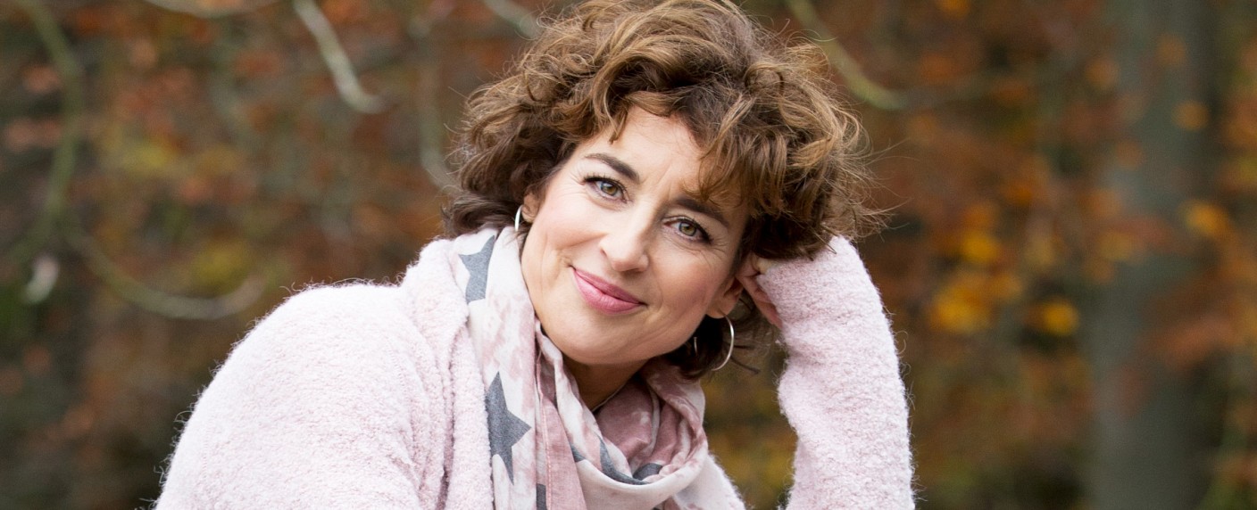 „Ganz in Weiß“: Sat.1 verschiebt Hochzeits-Doku in die Nacht – ProSieben Maxx setzt „Off Limits“ und „The Island“ ab – Bild: Sat.1/​Marianne Mueller