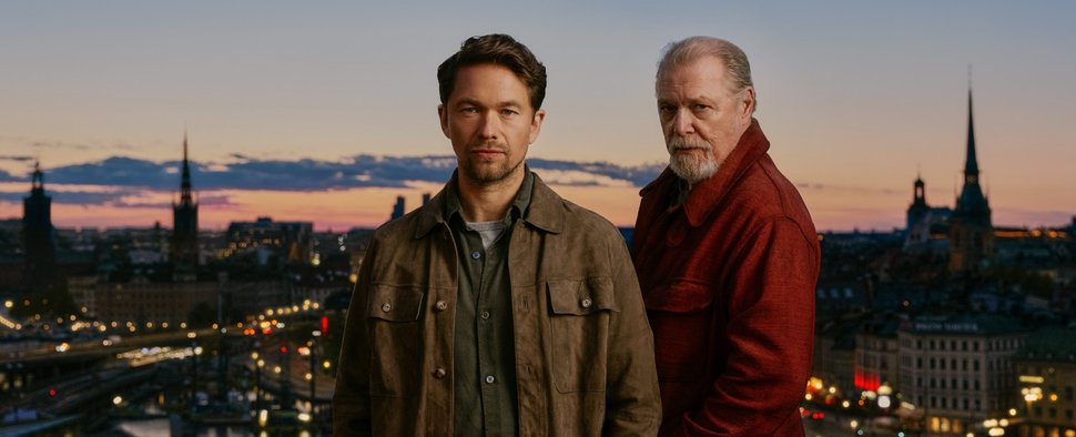 Jakob Oftebro (l.) und Peter Andersson ermitteln in „The Case“ gemeinsam – Bild: Netflix