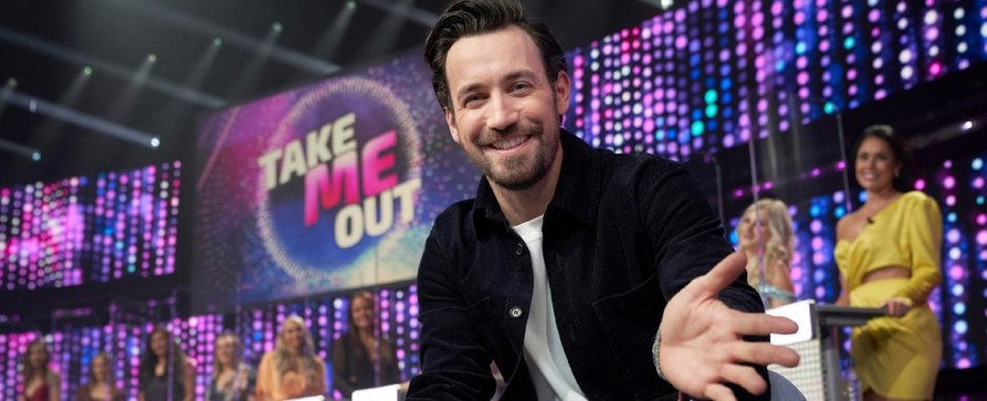 „Take Me Out“: Neuer Moderator der RTL-Datingshow verkündet – Jan Köppen folgt auf Ralf Schmitz – Bild: RTL/​Guido Engels