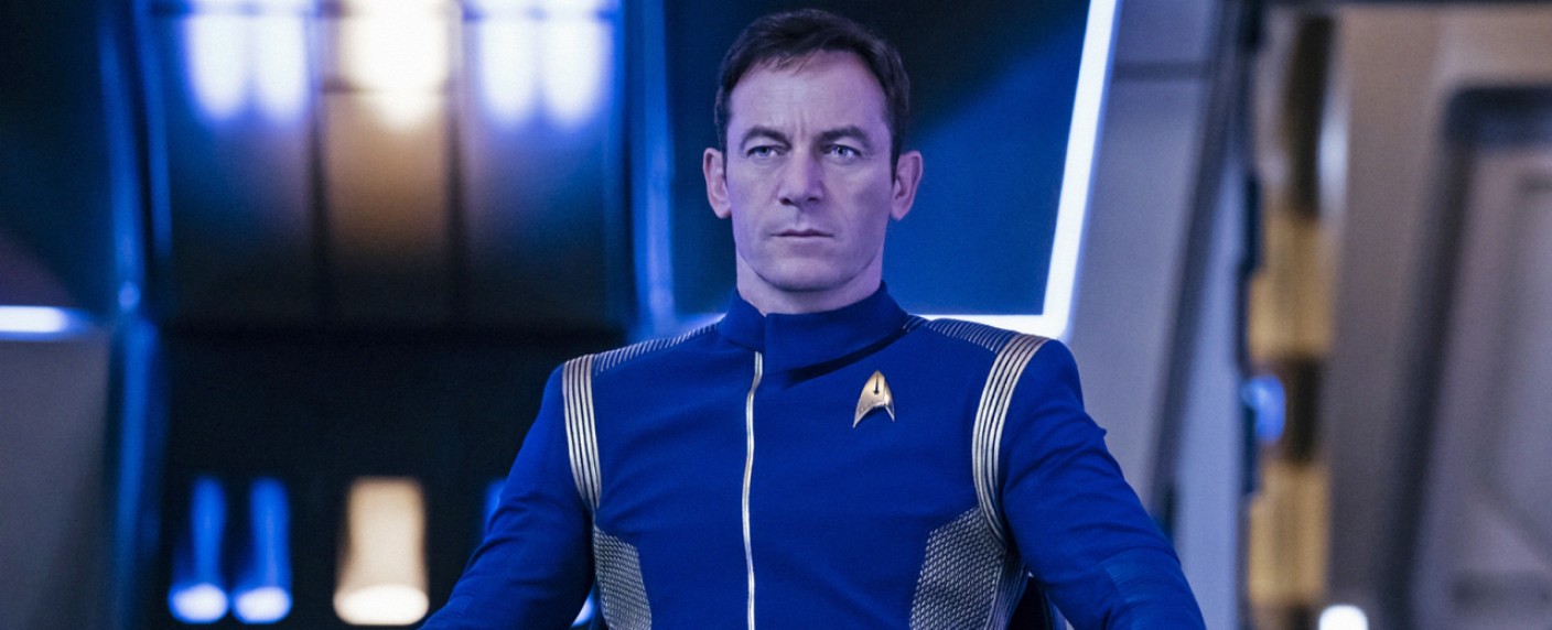 Jason Isaacs und Jemima Kirke kommen zu „Sex Education“ – Dreharbeiten zur dritten Staffel der Netflix-Serie gehen weiter – Bild: CBS