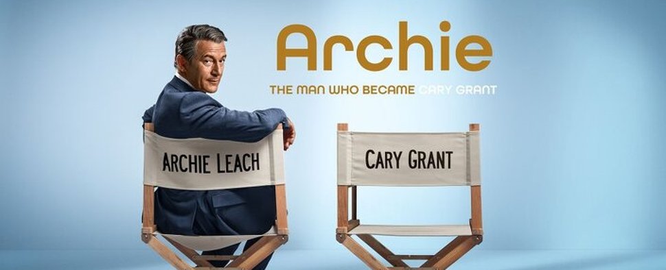 Jasons Isaacs in „Archie – Die Cary Grant Story“ – Bild: WDR/ITV Studios Limited 2023